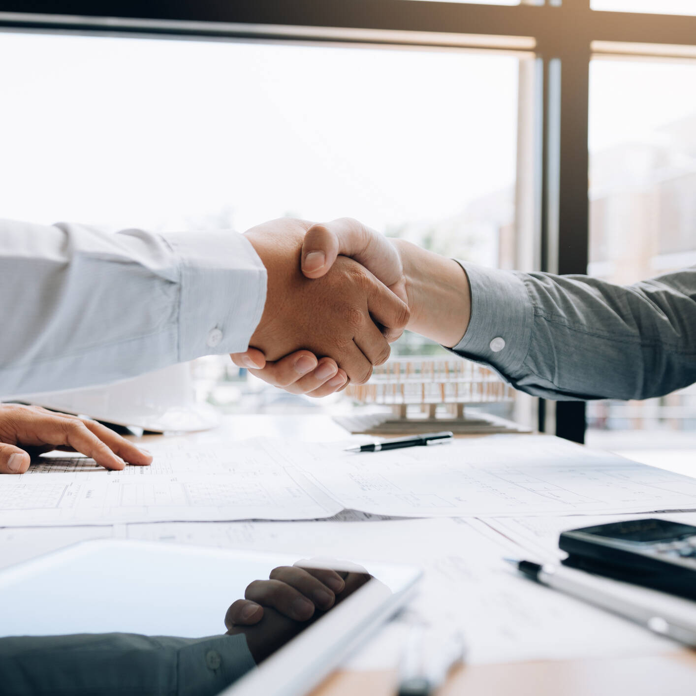 Sobre nosotros + pomarasesores.es